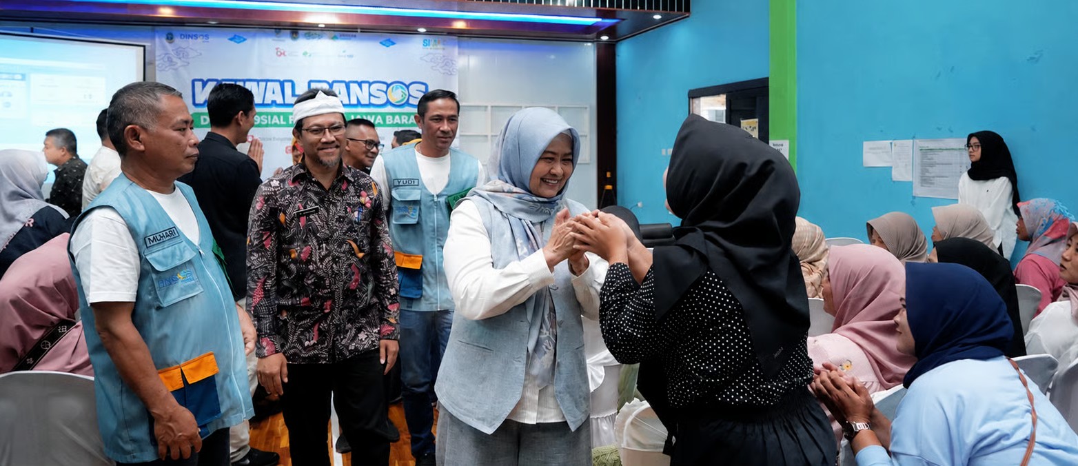 Kawal Bansos di Desa Bojong Timur, Pemprov Jabar dan Pemkab Purwakarta Perkuat Ketepatan Sasaran dan Pemberdayaan KPM
