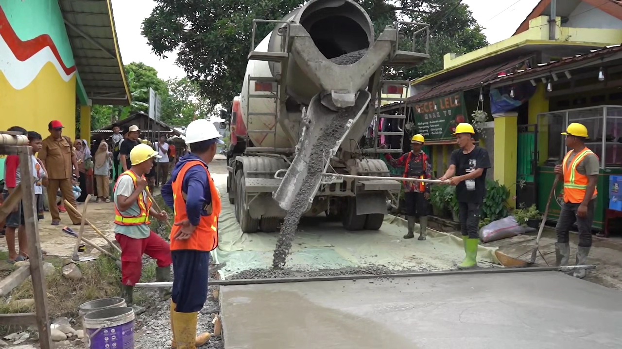 Dulu Dikeluhkan Warga, Jalan Perum Kota Baru Campaka Purwakarta Kini Mulus! Om Zein Titip Pesan Ini